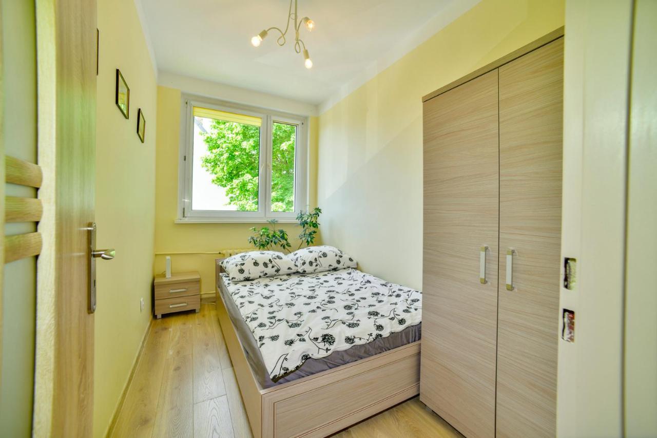 Apartament U Ewy W Kolobrzegu Podczele - 2 Sypialnie 50M2, Wifi I Darmowy Parking! Exterior photo